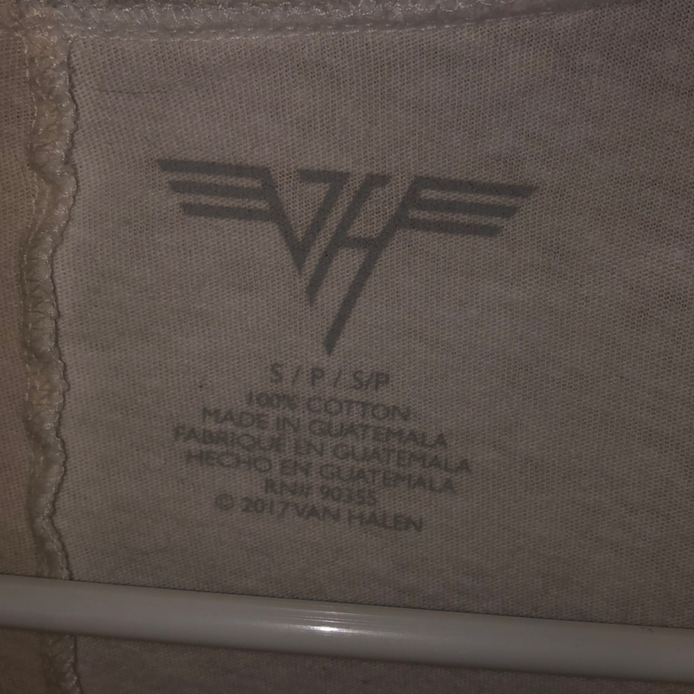 Van Halen T-shirt - Picture 2 of 3